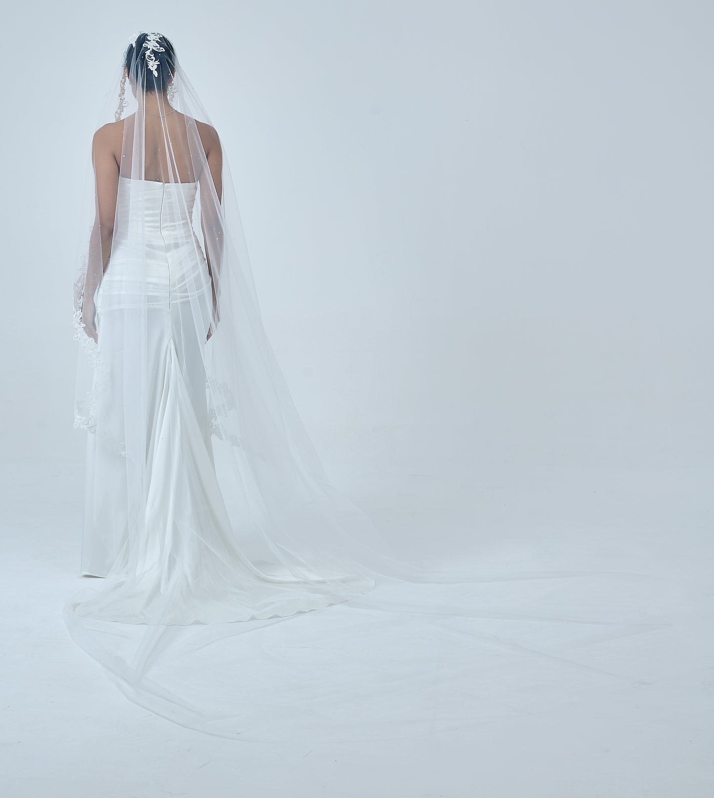 AURA Veil